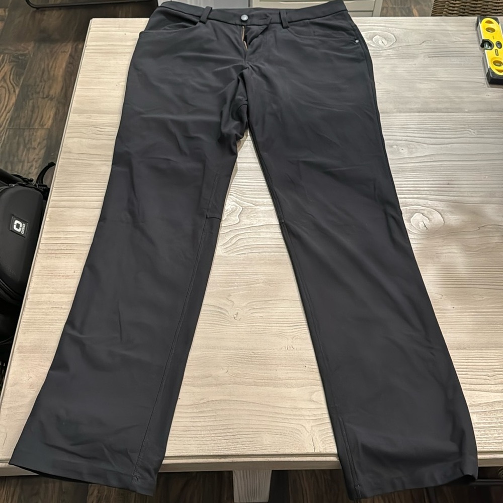 Lululemon Commission Slim Straight Pants 34x32
